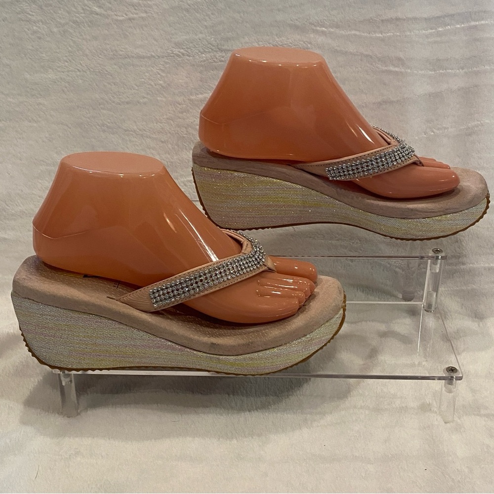 Volatile Rhinestone Strap Pink-Beige Wedge Heel Thong Sandals FlipFlops Sz 7 VGC - Picture 8 of 15